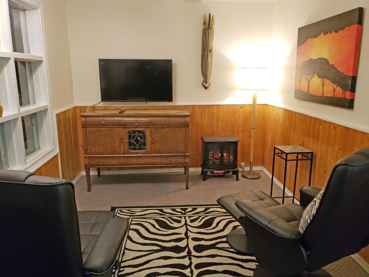 Reno Motel Salmo Eksteriør billede